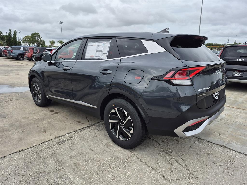 new 2025 Kia Sportage Hybrid car, priced at $29,830
