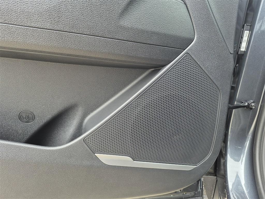 new 2025 Kia Sportage Hybrid car, priced at $29,830