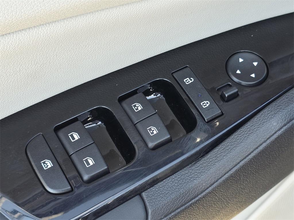 used 2025 Kia Sportage car, priced at $25,452