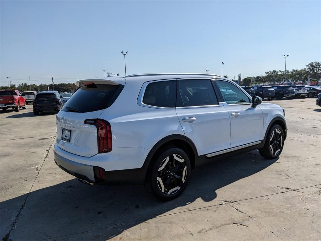 used 2024 Kia Telluride car, priced at $28,312