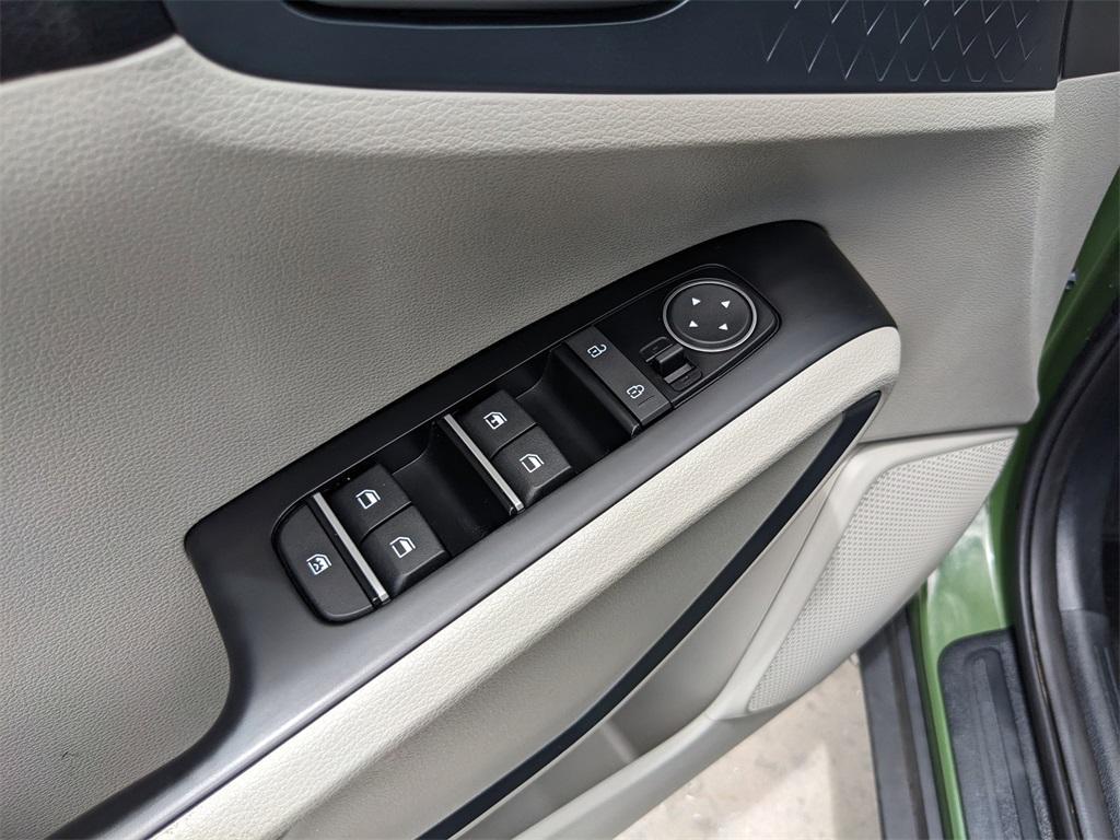 used 2022 Kia Soul car, priced at $16,291