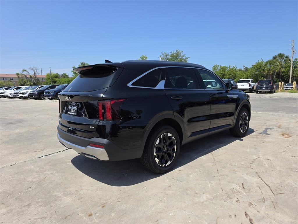 used 2024 Kia Sorento car, priced at $27,332