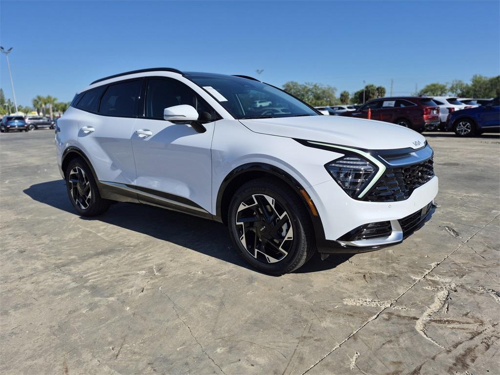 new 2025 Kia Sportage car, priced at $35,885