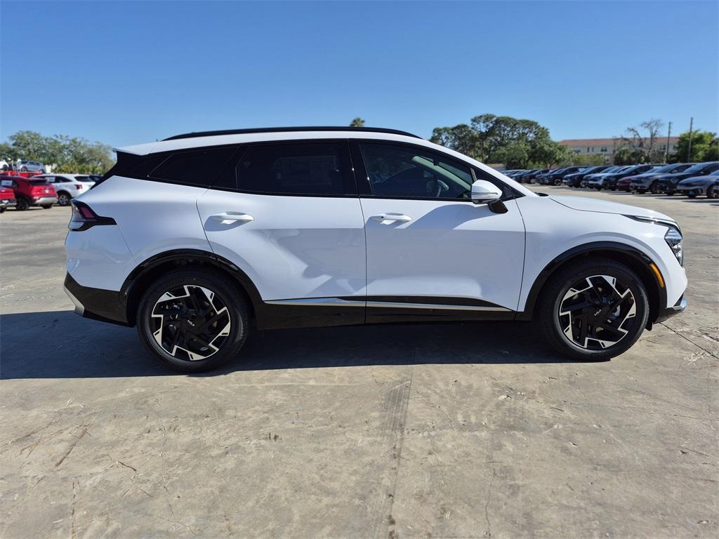 new 2025 Kia Sportage car, priced at $35,885