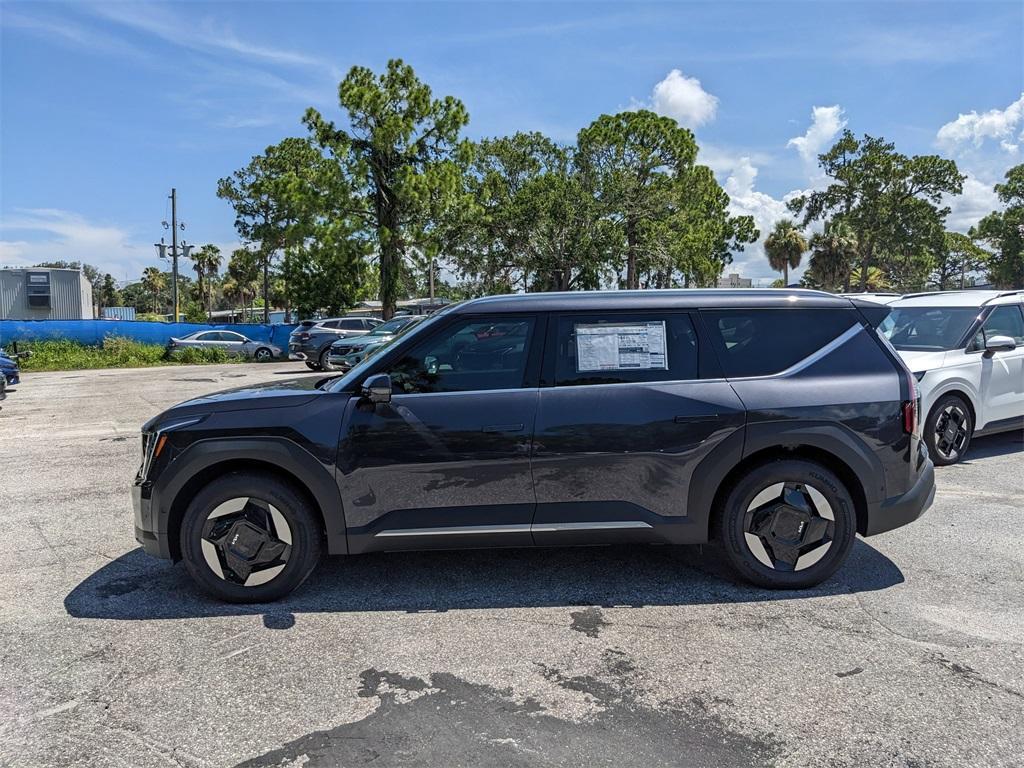 new 2026 Kia EV9 car, priced at $56,777