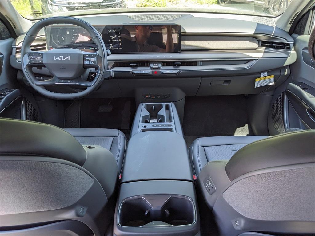 new 2026 Kia EV9 car, priced at $56,777