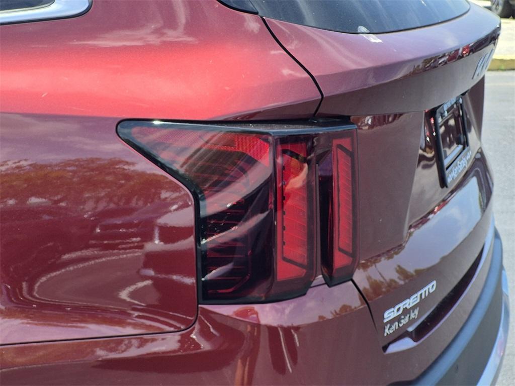 new 2025 Kia Sorento car, priced at $37,725