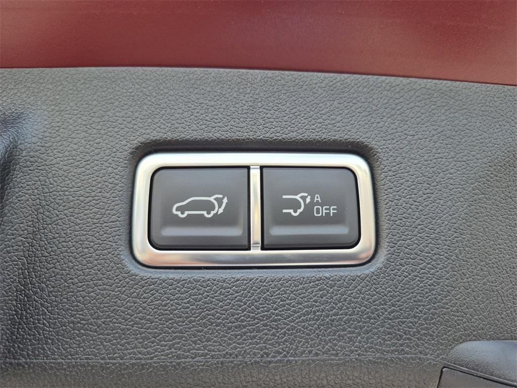 new 2025 Kia Sorento car, priced at $37,725