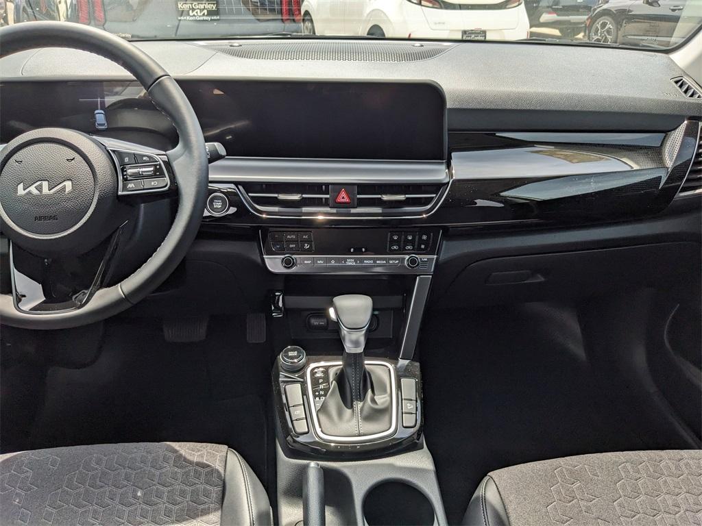 new 2025 Kia Seltos car, priced at $23,472