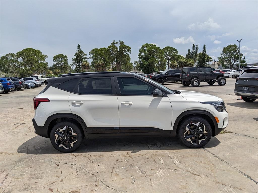 new 2025 Kia Seltos car, priced at $23,472