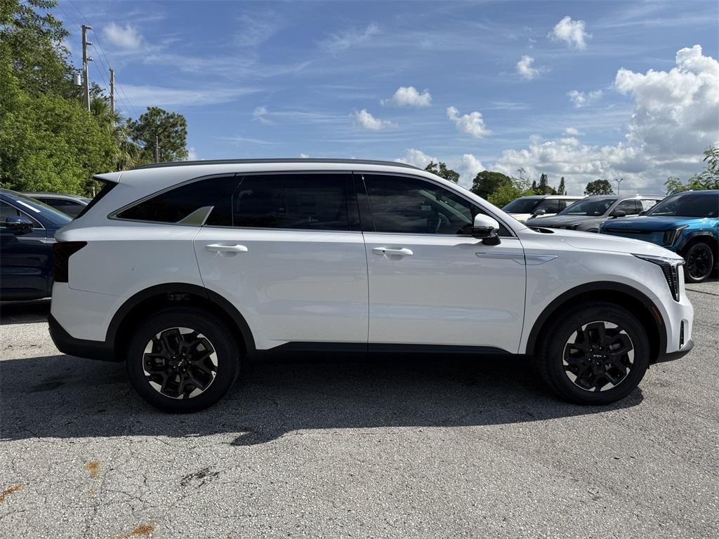 new 2025 Kia Sorento car, priced at $36,525