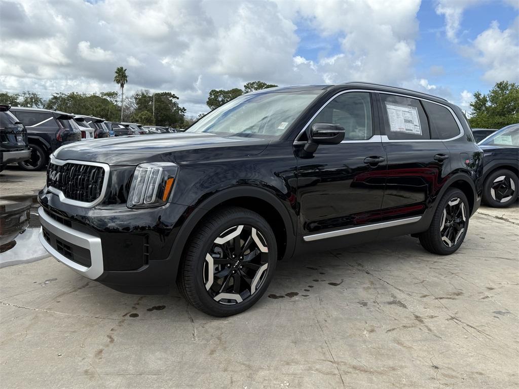 new 2025 Kia Telluride car, priced at $43,225