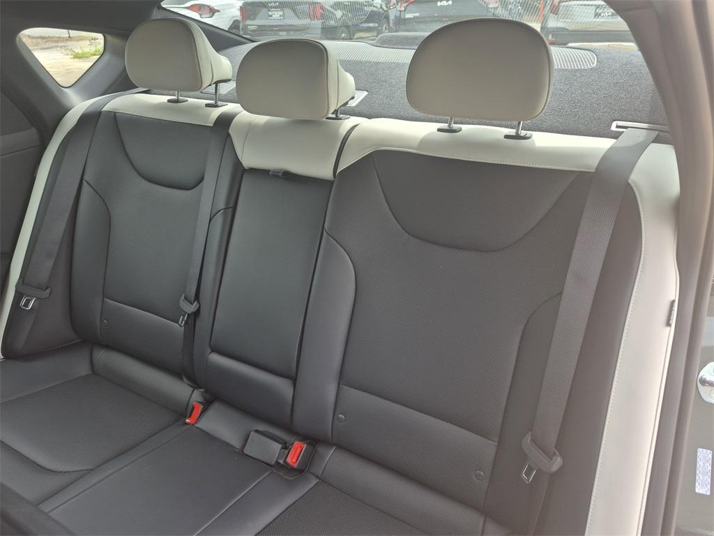 new 2025 Kia K4 car, priced at $30,640