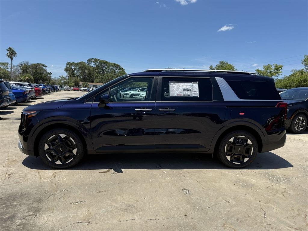 new 2025 Kia Carnival car, priced at $42,575