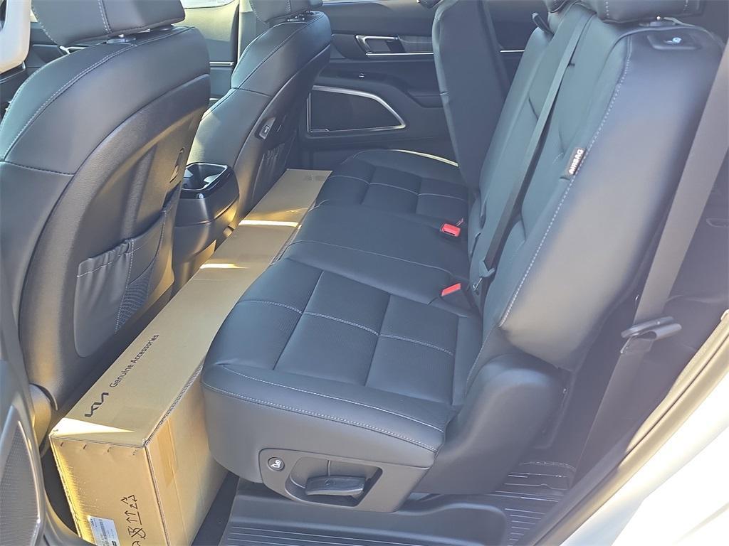 new 2025 Kia Telluride car, priced at $40,963