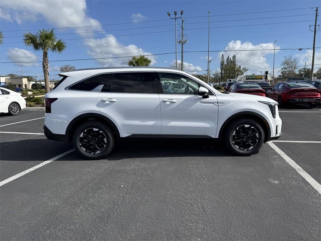 new 2025 Kia Sorento car, priced at $36,685