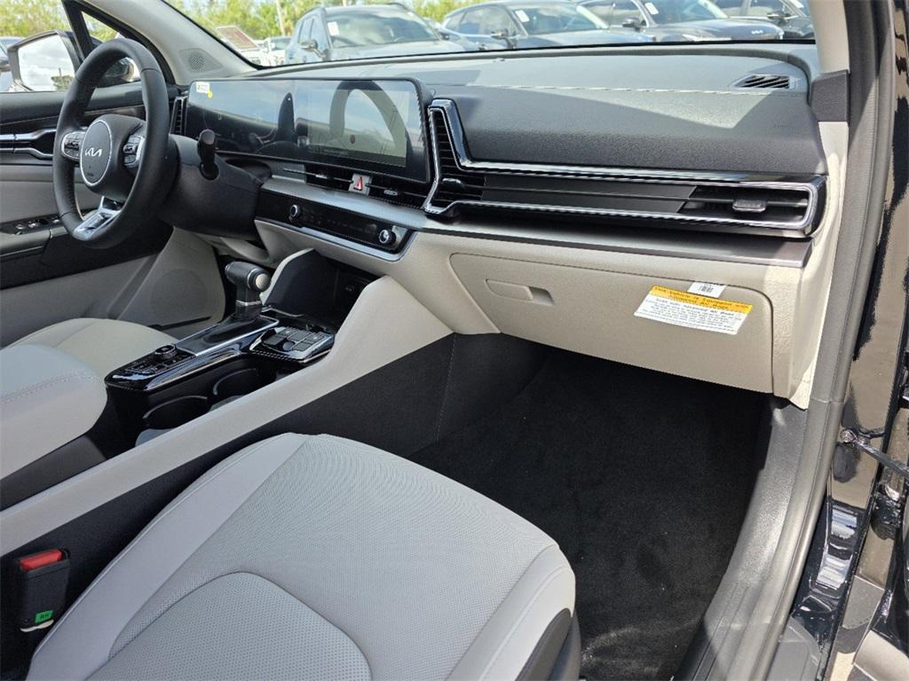 new 2025 Kia Sportage car, priced at $29,755
