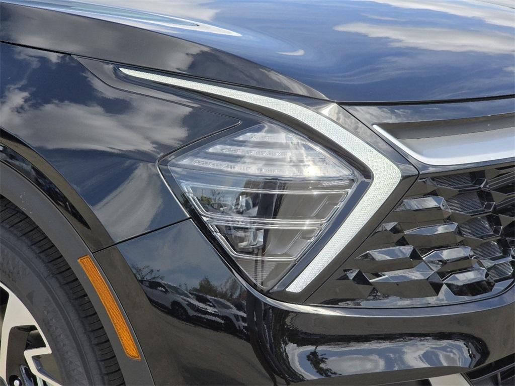 new 2025 Kia Sportage car, priced at $29,755