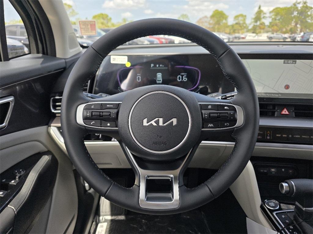 new 2025 Kia Sportage car, priced at $29,755