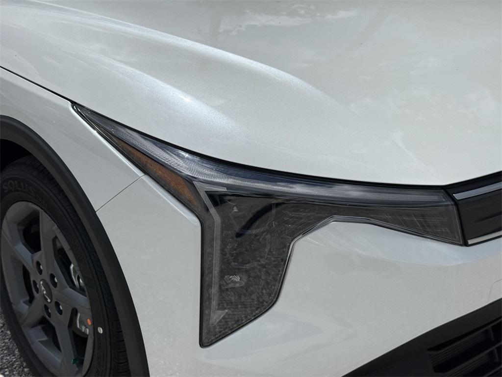 new 2025 Kia K4 car, priced at $24,235
