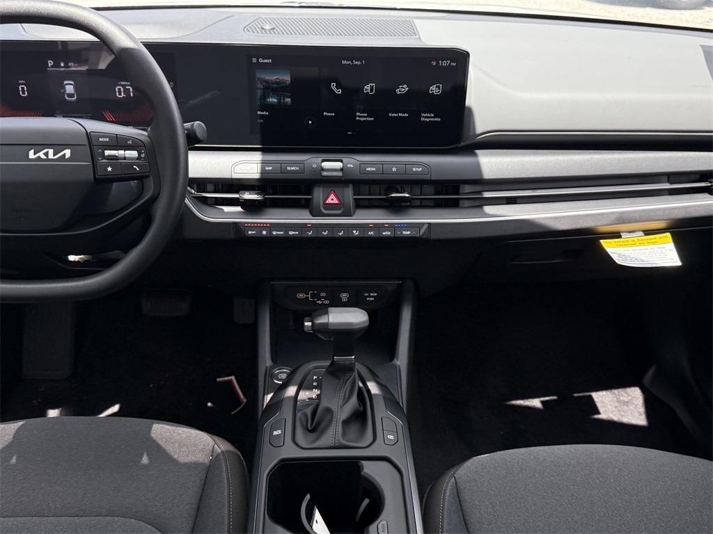 new 2025 Kia K4 car, priced at $24,235