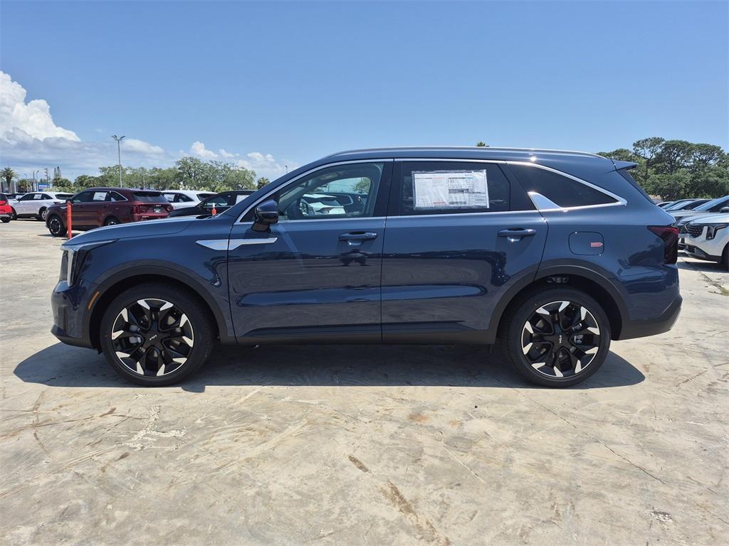 new 2025 Kia Sorento car, priced at $37,725