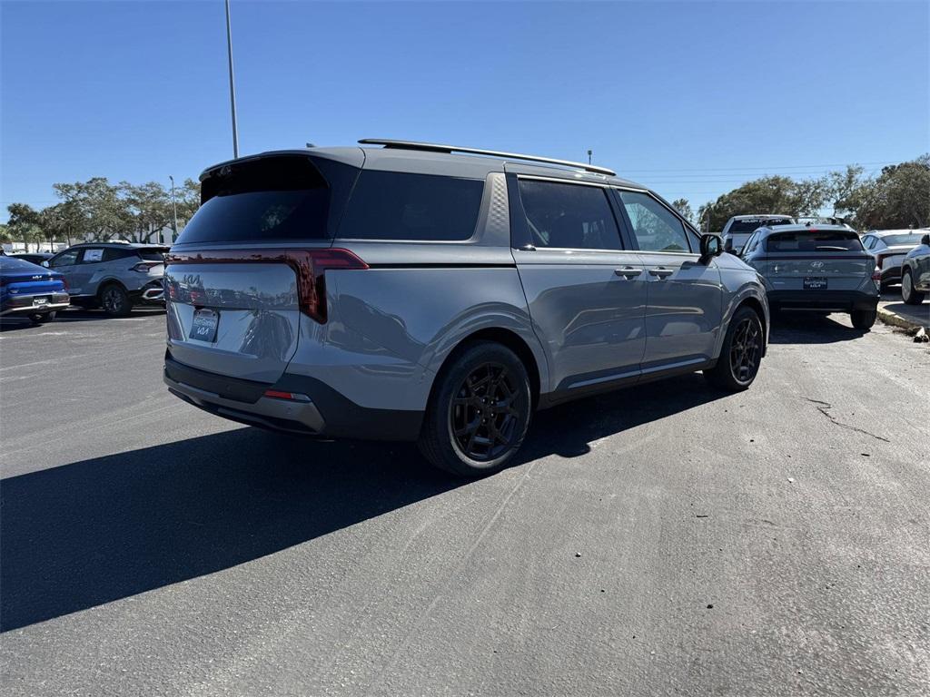 new 2025 Kia Carnival car, priced at $53,055