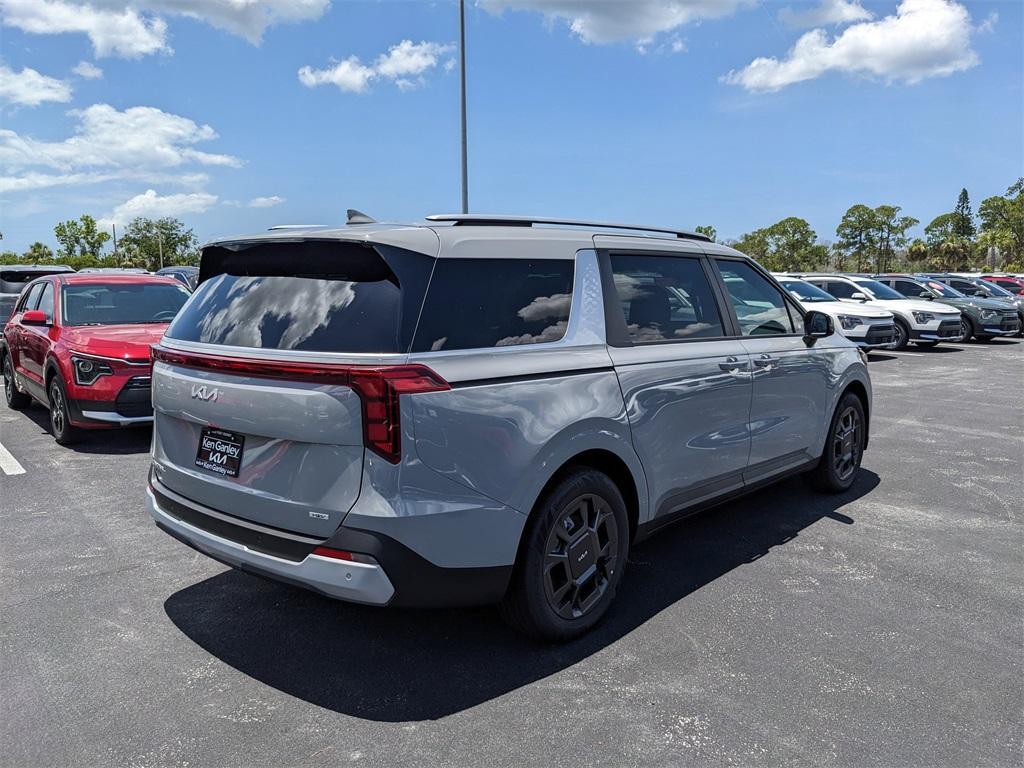 new 2025 Kia Carnival Hybrid car, priced at $43,561
