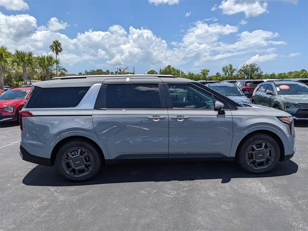 new 2025 Kia Carnival Hybrid car, priced at $43,561