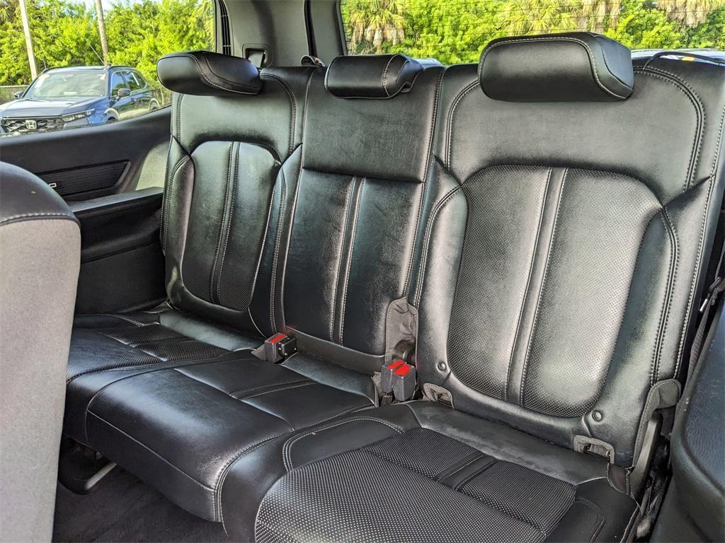 used 2022 Jeep Wagoneer car, priced at $31,592