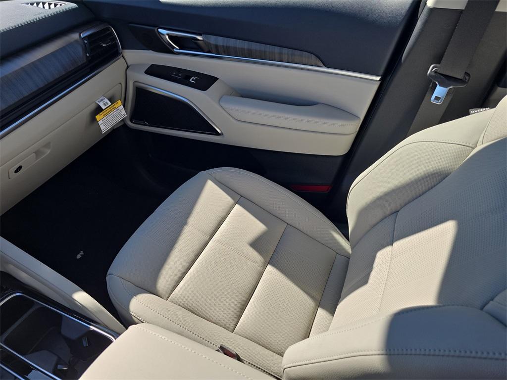 new 2025 Kia Telluride car, priced at $39,929