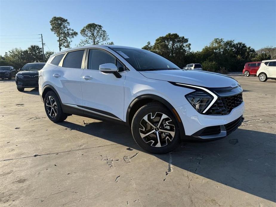 new 2025 Kia Sportage car, priced at $31,235