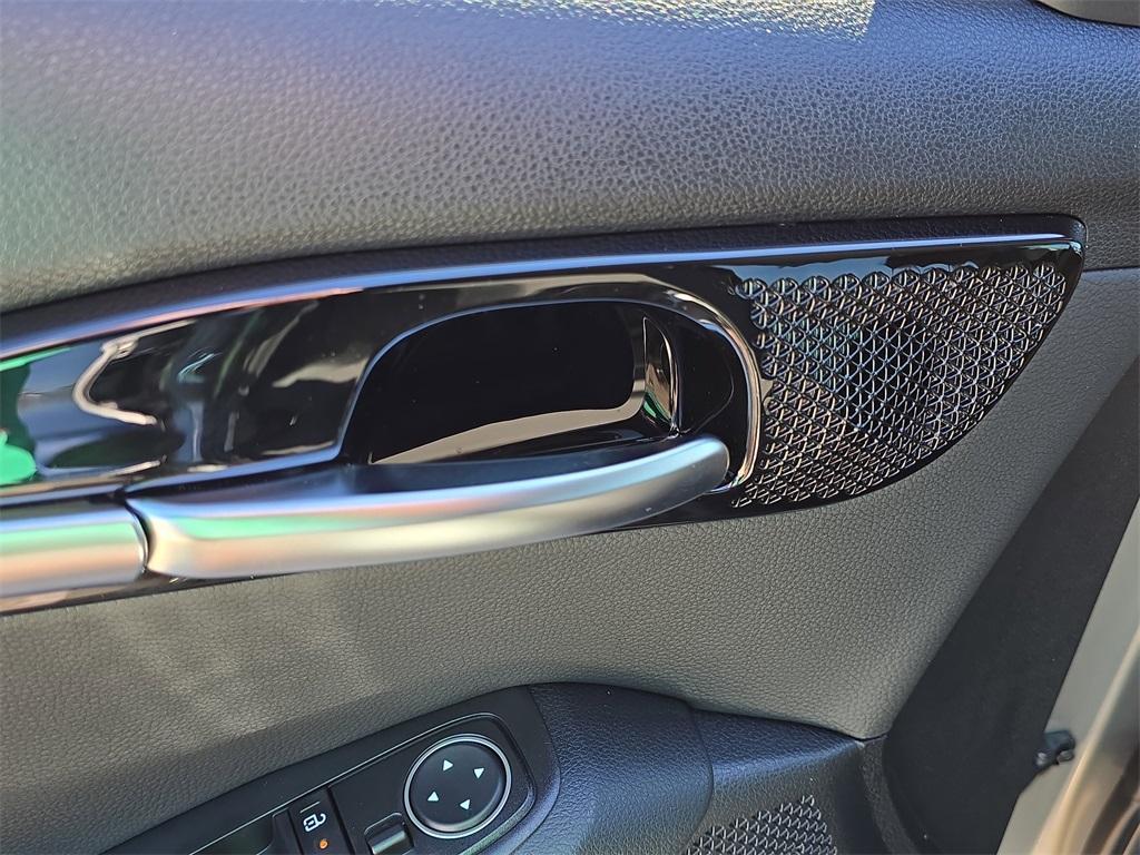 new 2026 Kia Seltos car, priced at $23,533