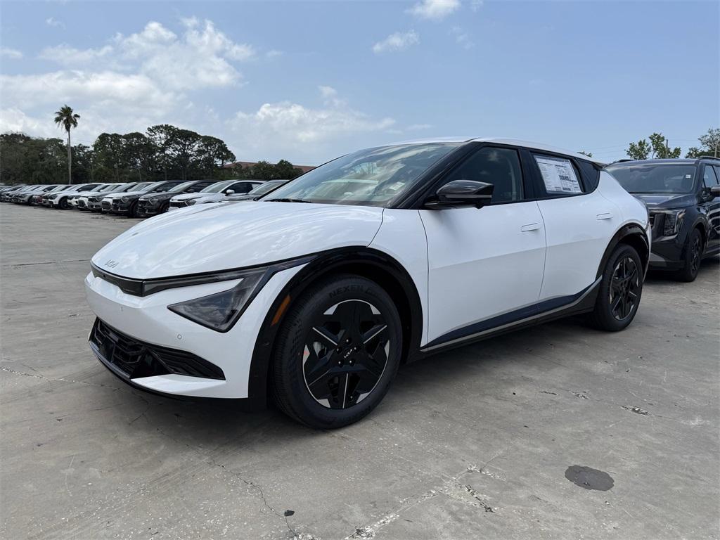 new 2025 Kia EV6 car, priced at $49,475
