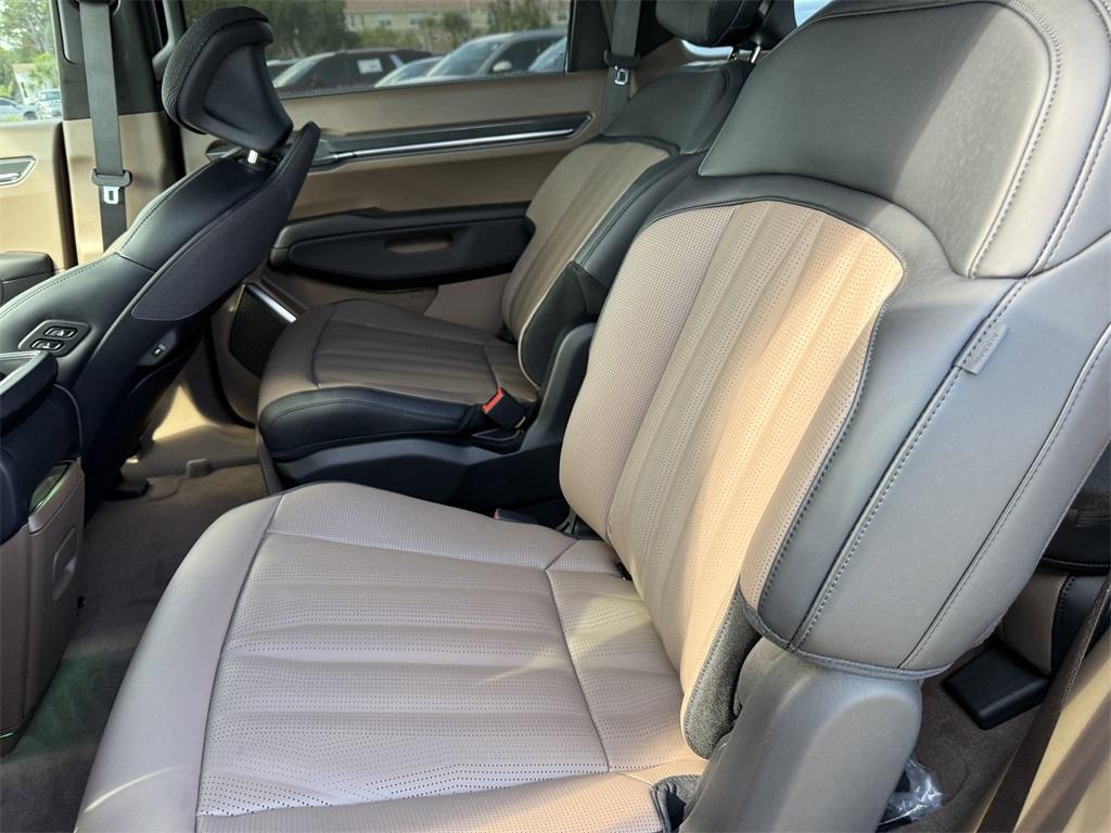 new 2026 Kia EV9 car, priced at $71,065