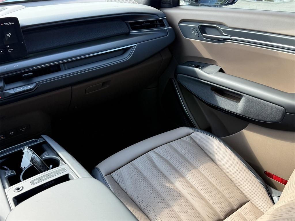 new 2026 Kia EV9 car, priced at $71,065