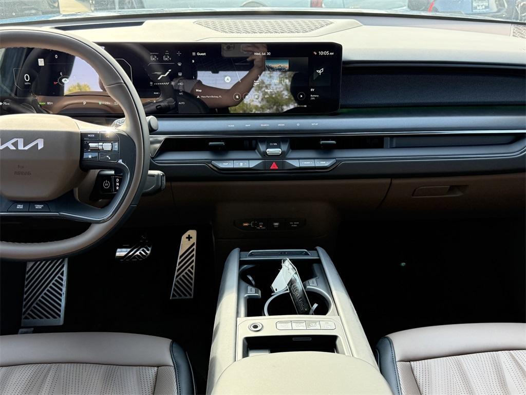 new 2026 Kia EV9 car, priced at $71,065