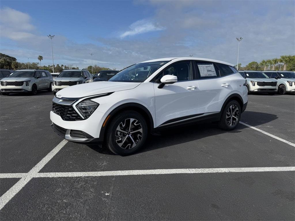 new 2025 Kia Sportage car, priced at $29,955