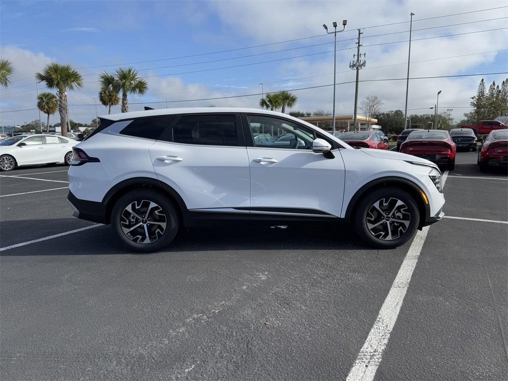 new 2025 Kia Sportage car, priced at $29,955