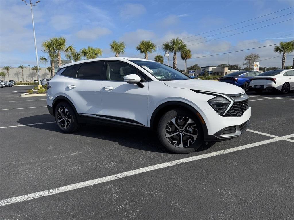 new 2025 Kia Sportage car, priced at $29,955