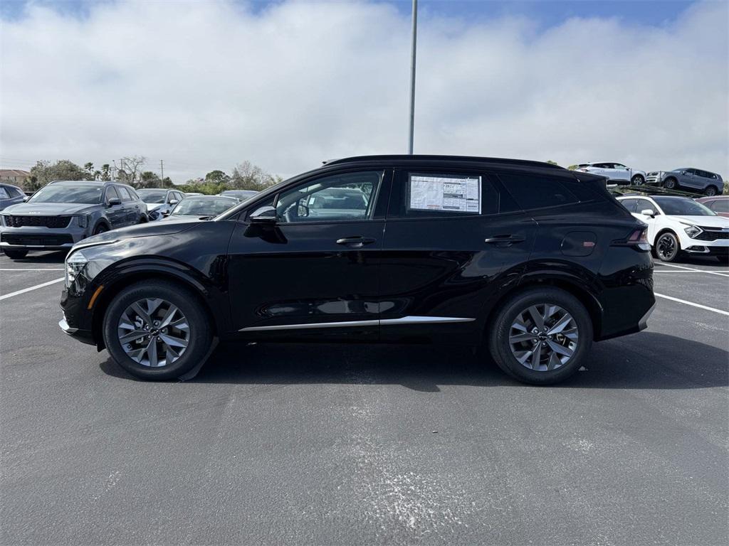 new 2025 Kia Sportage car, priced at $32,560