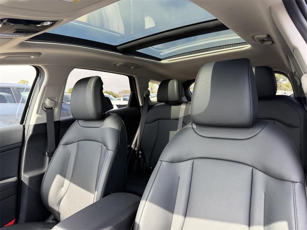 new 2025 Kia Sportage car, priced at $32,560