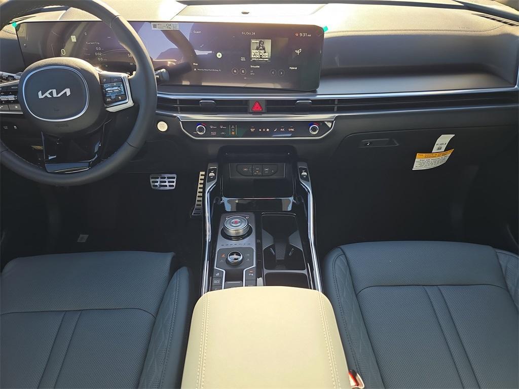 new 2025 Kia Sorento Hybrid car, priced at $43,450