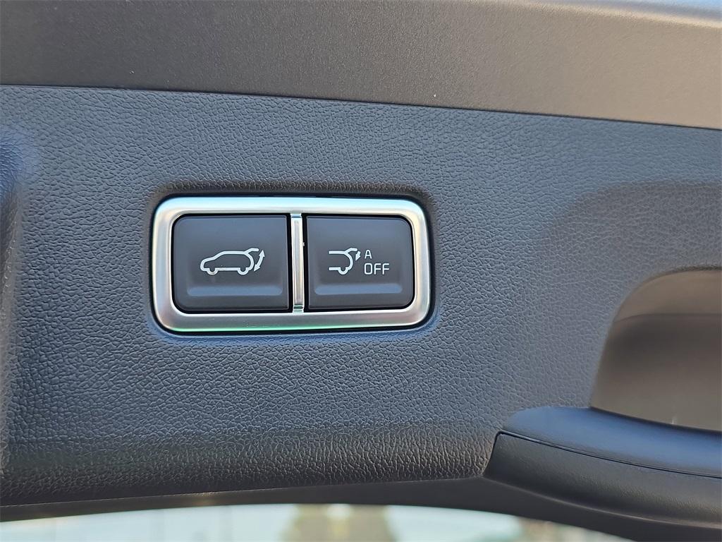 new 2025 Kia Sorento Hybrid car, priced at $43,450