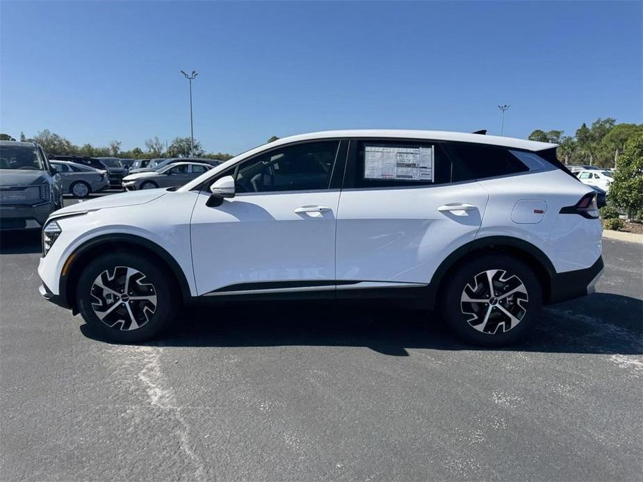 new 2025 Kia Sportage car, priced at $31,510