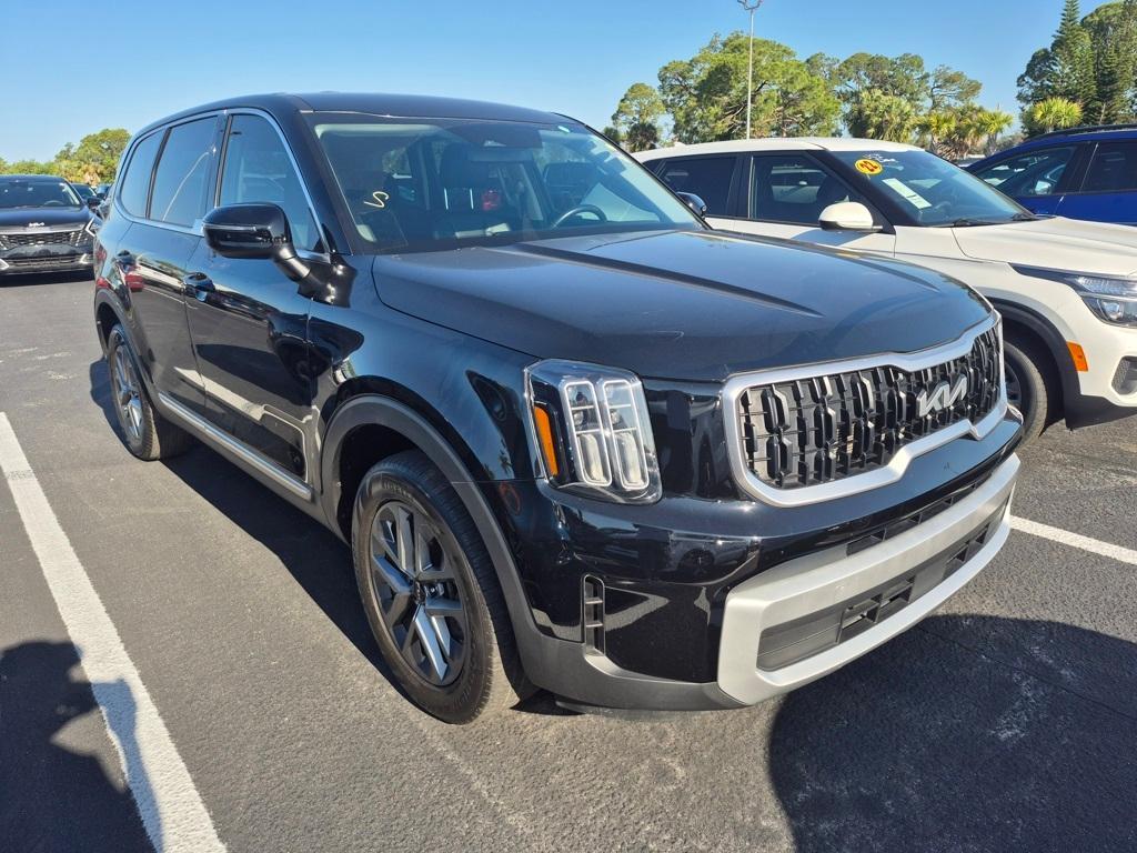used 2023 Kia Telluride car, priced at $31,571