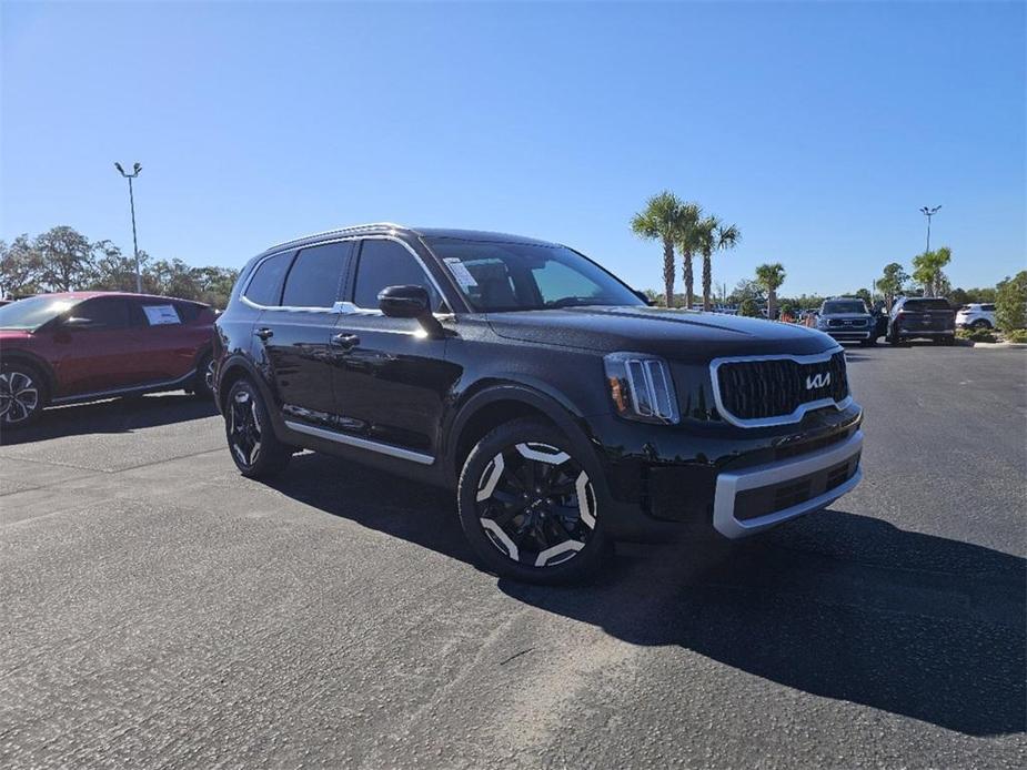 new 2025 Kia Telluride car, priced at $40,262