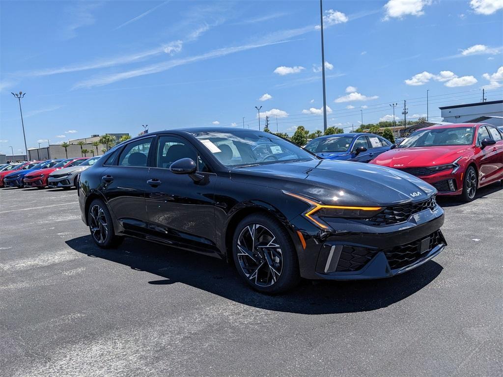 new 2025 Kia K5 car, priced at $29,015