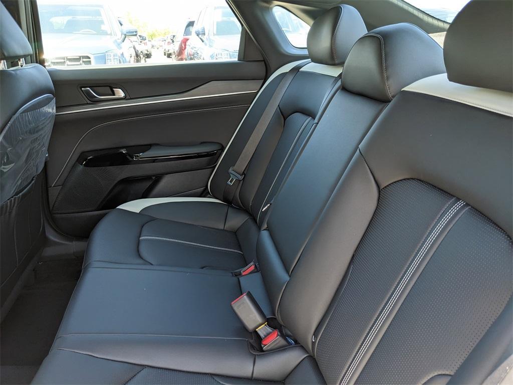 new 2025 Kia K5 car, priced at $29,015