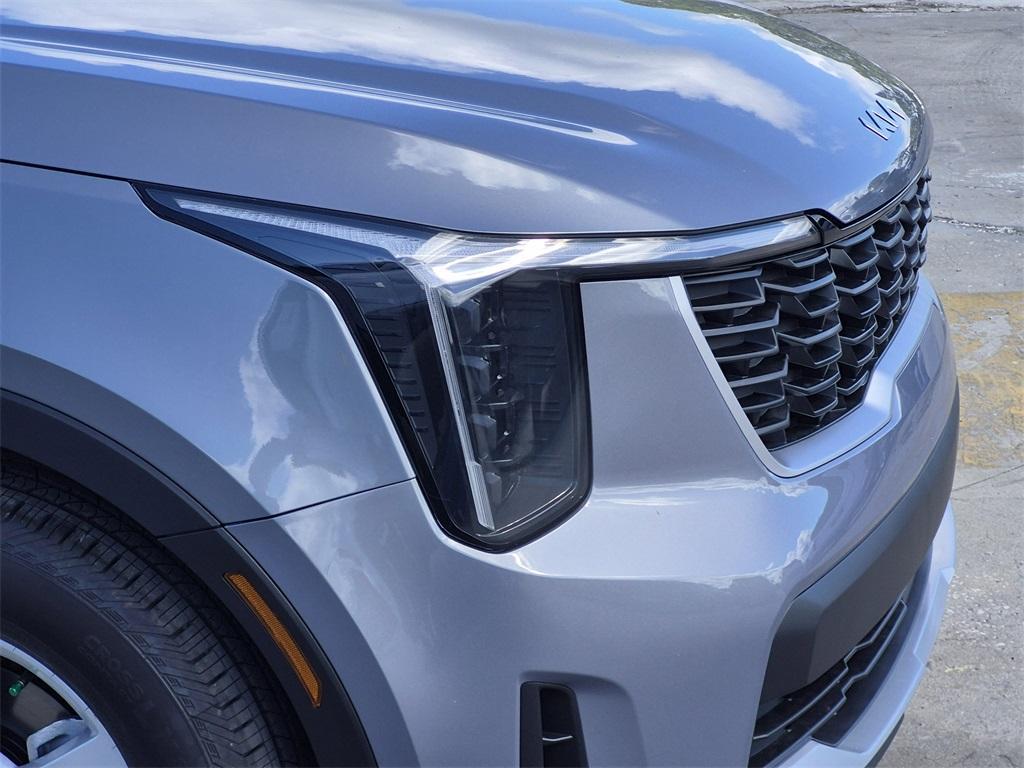 new 2025 Kia Sorento car, priced at $31,630